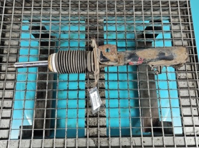 Амортизатор перед левый передний mercedes w169 фото №1