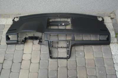 Vw caddy 2k5 панель приладів консоль панель приладів pulpit накладка фото №1