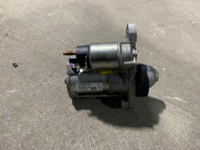 Dacia sandero стартер 233008820r фото №1