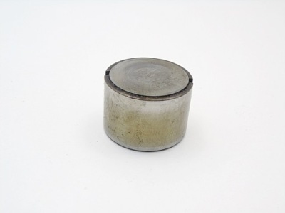 Штовхач клапана 1.4 grande punto linea qubo doblo фото №1