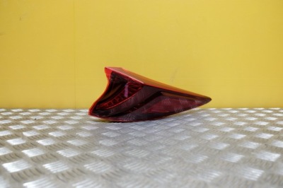 Toyota prius prime xw50 2017-2022 лампа задня led права usa фото №1