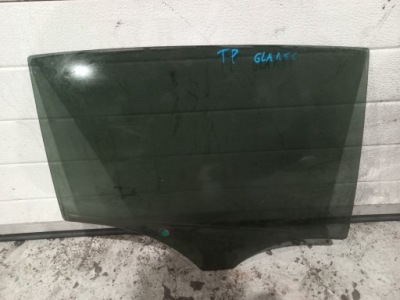 Скло двері задня права mercedes gla w156 x156 15''r тонована фото №1