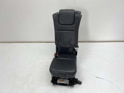 Volvo xc90 i сиденье задняя задний средний pas клипса фото №1