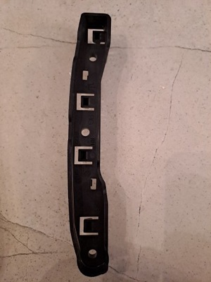 Maserati grecale напрямна кронштейн фото №1