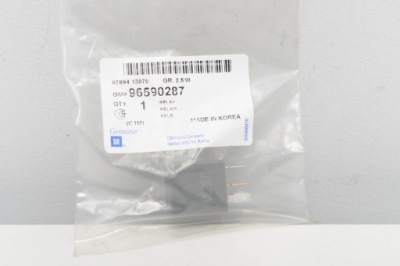 Оригинал gm daewoo реле 96590287 фото №1