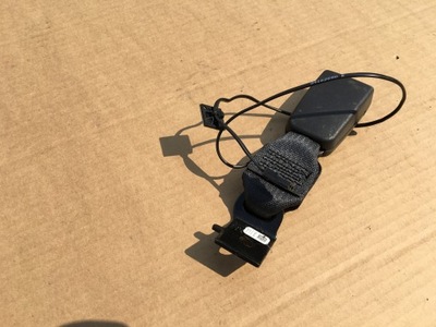 Клипса поперечина задняя opel astra k оригинал фото №1