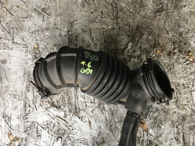 Hyundai i40 1.6 gdi шланг повітрозабірник повітря фото №1