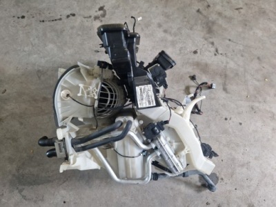 Mercedes b w245 отопитель воздуходувка климатроник фото №1