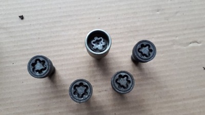 A4 b8 s4 шпильки защитные s a5 8t a6 c6 b7 фото №1