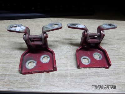 Петля дверь задних правых dacia sandero i kpl фото №1