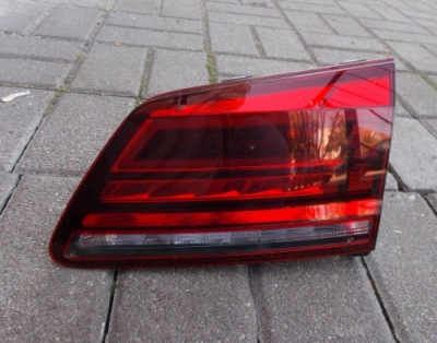 Vw golf sportsvan lift лампа задняя правая led крышка багажника фото №1