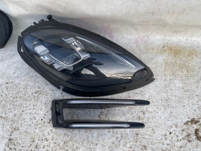 LAMP RIGHT PORSCHE MACAN 95B ADDITIONAL LAMP  