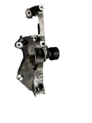 Кронштейн кронштейн генератора компресора peugeot 2008 ii 3008 ii 1.2 9809714680 фото №1