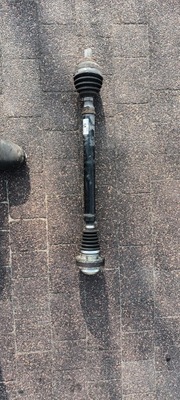 Привідний вал права перед vw passat b7 cc 3aa407272 фото №1