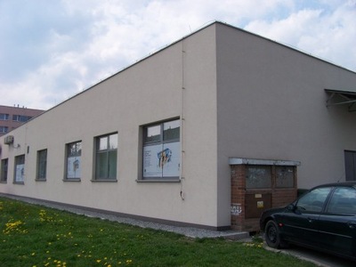 Komercyjne, Bielawa, 145 m²