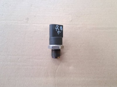 Mercedes-benz s w221 2007 датчик давления топлива фото №1