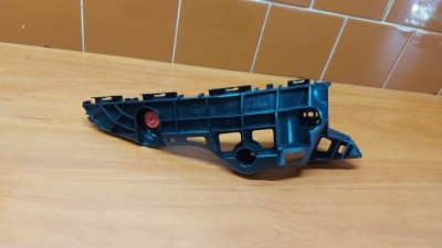 Направляющая бампера правый перед toyota highlander 17- фото №1