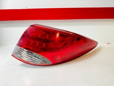 Hyundai ix35 лампа задня права фото №1
