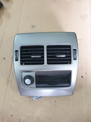 Решітка обдув тунель задня jaguar xf фото №1