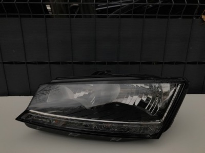 Skoda fabia 3 3 6v левая фара перед led рестайлинг  18- фото №1