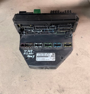 Mercedes c-klasa w204 коробка bsi модуль sam a2045454501 фото №1