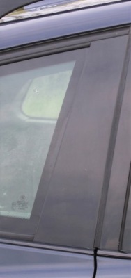 Молдинг вертикальна задня права bmw x3 e83 shadow line фото №1