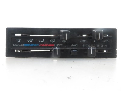 Панель обдув с ac opel frontera a 5261800024 фото №1
