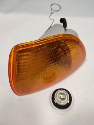 LUZ DIRECCIONAL IZQUIERDO COLOR NARANJA FIAT PALIO 96-  