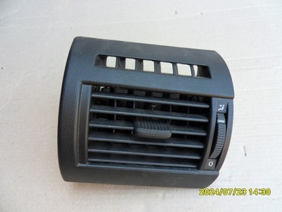 Решётка обдув левая vw fox 5z0819703 фото №1