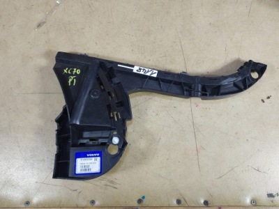 Volvo xc70 напрямна бампера правий задня 31265324 фото №1