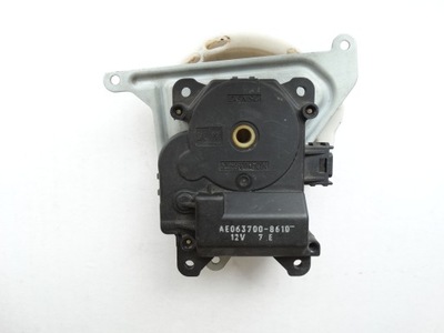 MOTOR CALENTADOR TOYOTA AVENSIN T25 VERSO COROLLA E12 CON A87106-02040  