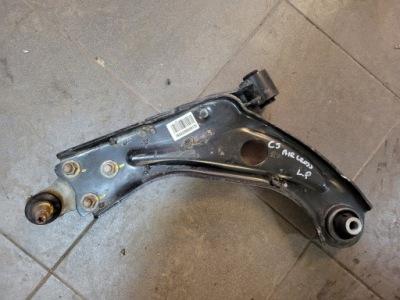 Citroen c5 aircross рычаг левый перед фото №1