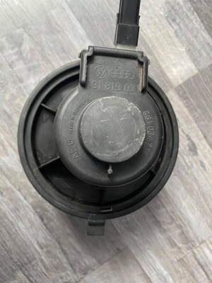 Повітродувка обдув вентилятор vw golf ii 881034735 фото №1
