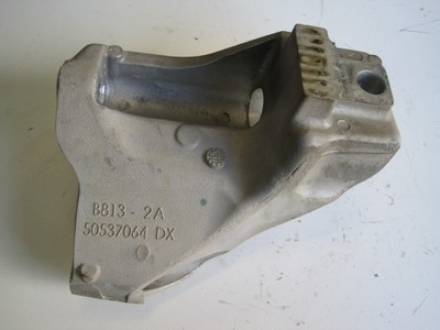 Кронштейн maserati grecale 2,0hyb 50537064 фото №1