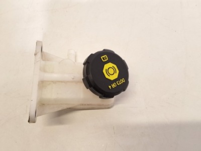 Kia niro 1 бачок рідина гальмівний фото №1