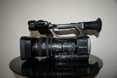 Kamera Sony HXR-NX3 Full HD ZOOM H=6