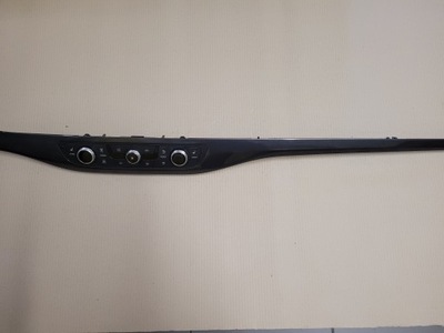 Audi q7 4m решітка обдув консолі фото №1