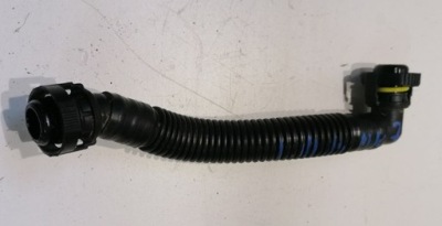 Ford fiesta mk7 - трубка вентиляція картера cm5g-6758-da фото №1