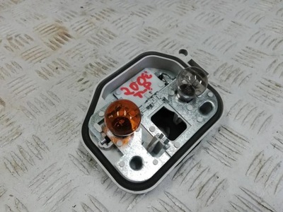 Peugeot 2008 вкладыш лампы правый задняя фото №1