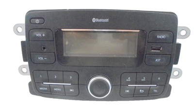 Dacia duster i радио oryg фото №1