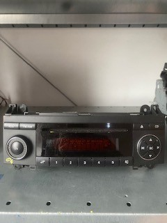 Радіо заводський cd mercedes w169 1.7 a1698200086013 фото №1