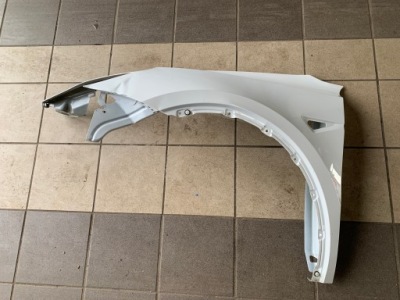 Крило ліве tesla model y фото №1