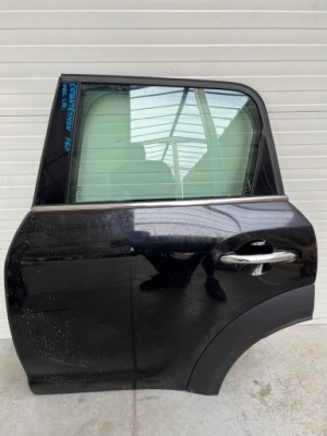 Двері лівий задня задні mini countryman f60 фото №1