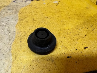 Резиновый элемент втулка подушка радиатора lexus rx 450h iii 3 al10 фото №1