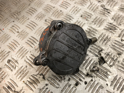 Насос вакуум vito 639 sprinter 2.2 cdi a6462300165 фото №1