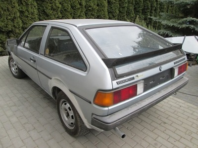 Vw scirocco mk2 прокладка скло задній кришки задня оригінал фото №1