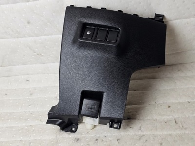 Toyota оригинальный номер 55545-f4010 фото №1