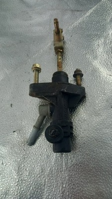 Помпа сцепления toyota yaris i lift 04r фото №1