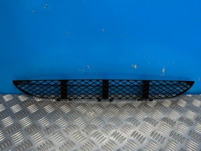 Mercedes w210 рестайлінг  середня решітка бампера фото №1