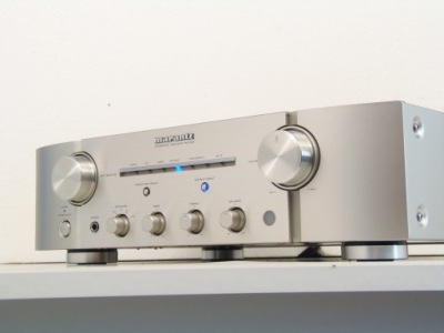 MARANTZ PM7003 srebrny pilot